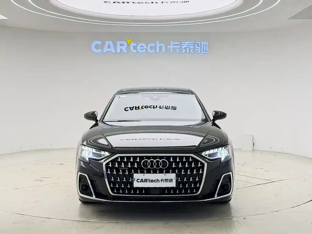 Audi A8 2023 — фото 2