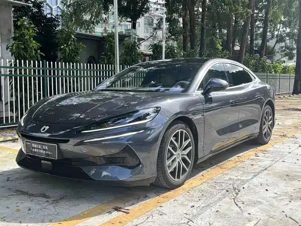 Denza Z9 2026