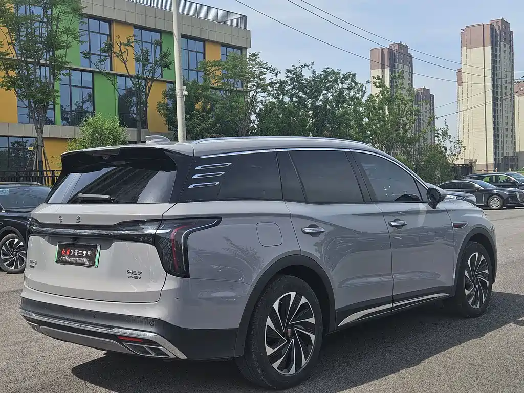 Hongqi HS7 PHEV 2024 — фото 3