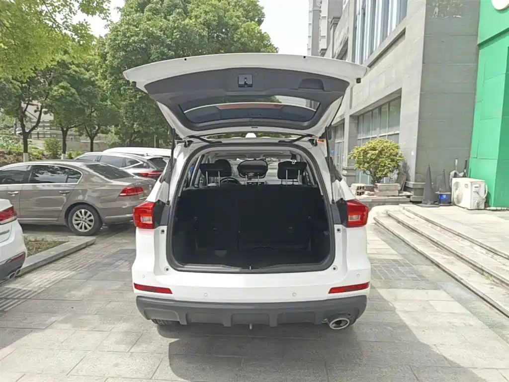 Haval M6 2020 — фото 19