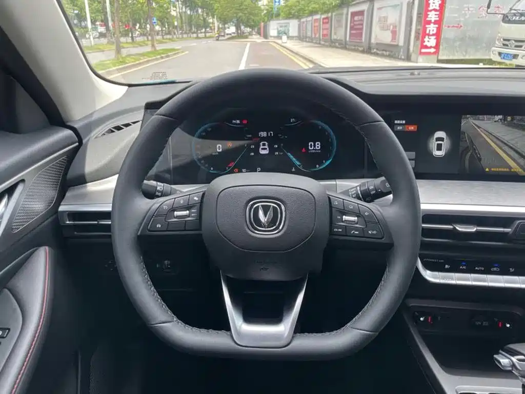 Changan CS35PLUS 2022 — фото 15