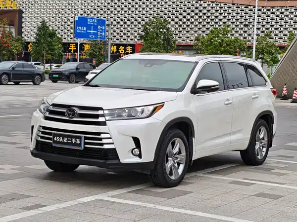 Toyota Highlander 2018