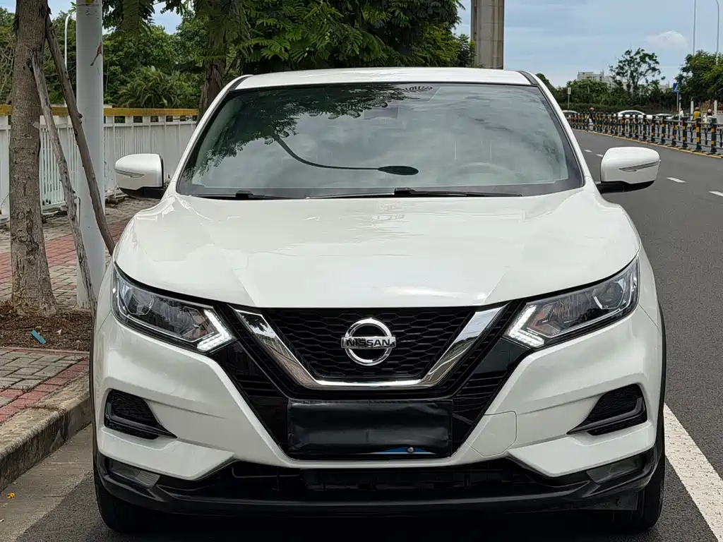 Nissan Qashqai 2022 — фото 2