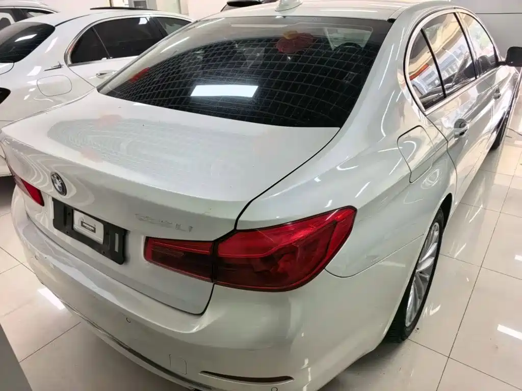 BMW 5 Series 2018