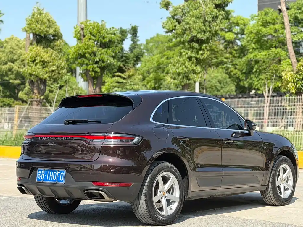 Porsche Macan 2018 — фото 10