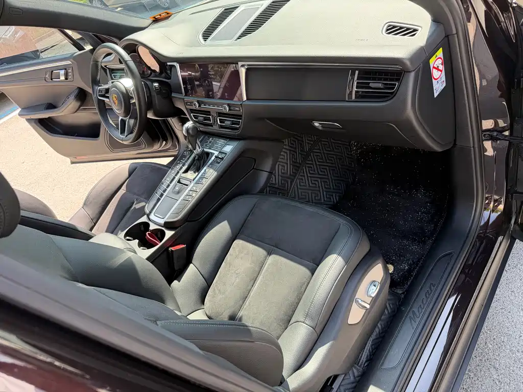 Porsche Macan 2018 — фото 21