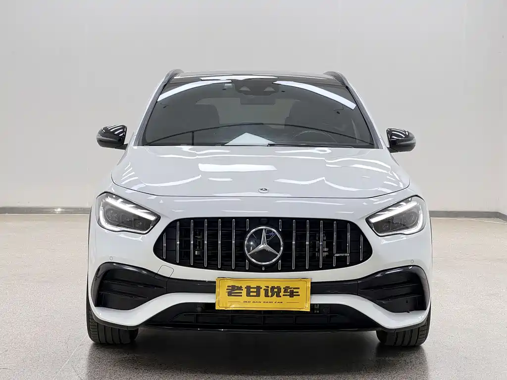 Mercedes-Benz GLA AMG 2022 — фото 2