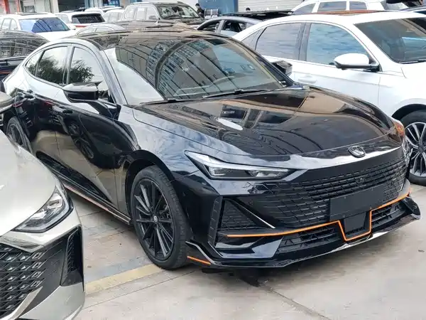 Changan UNI-V 2022