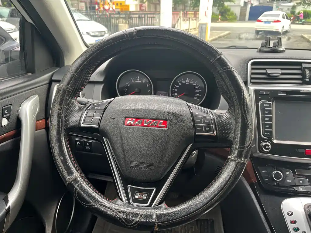 Haval H6 2014 — фото 14