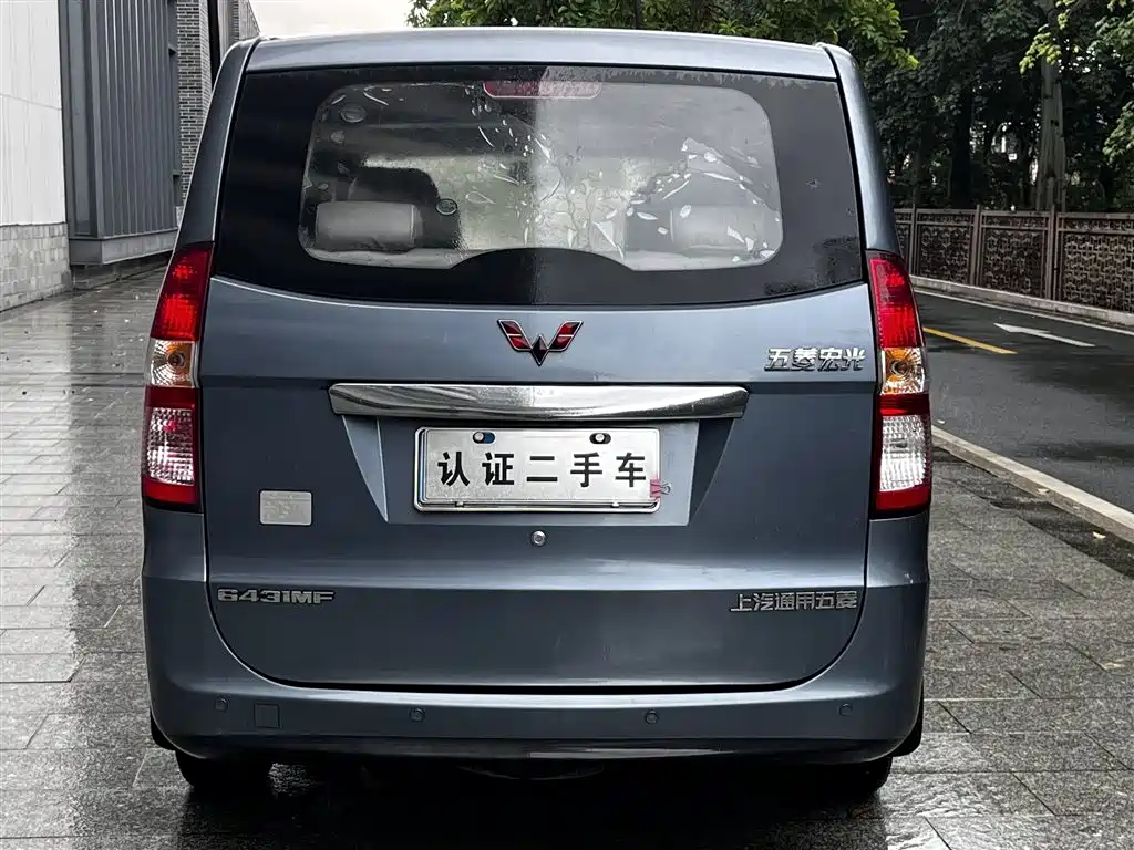 Wuling Hongguang 2012 — фото 12
