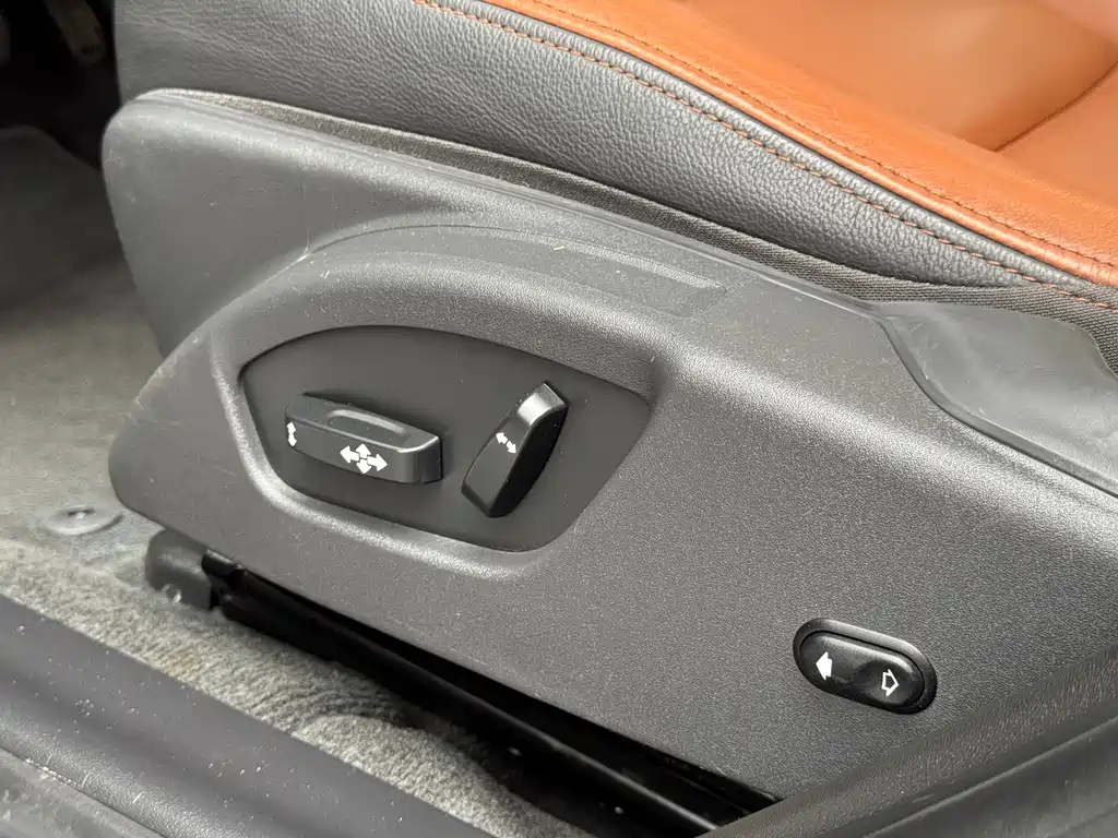 Volvo S60 2017 — фото 16