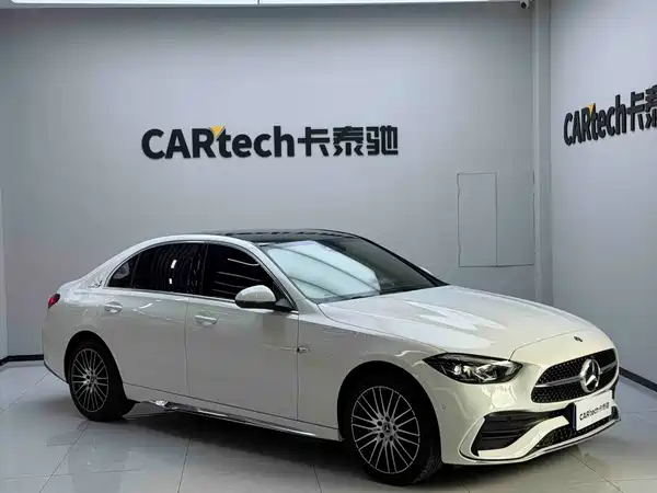 Mercedes-Benz C-Class 2025