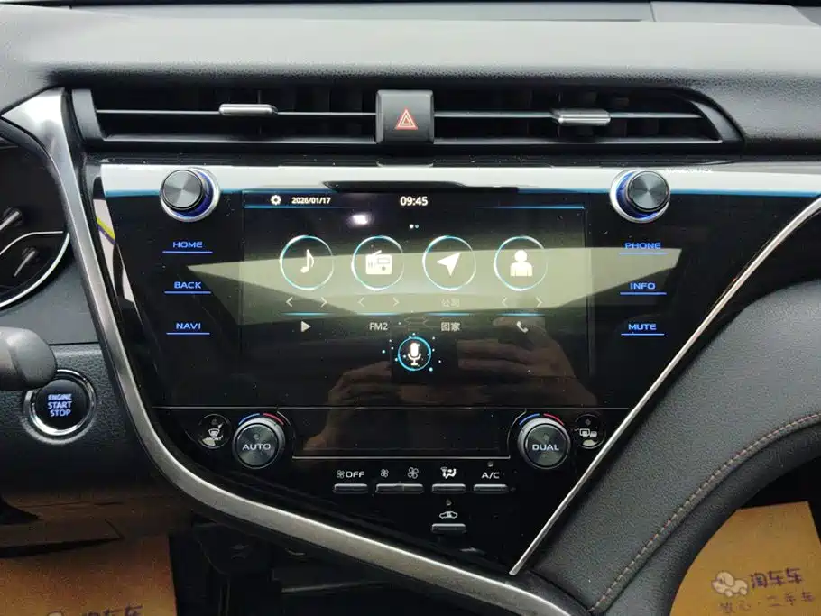 Toyota Camry 2021 — фото 13
