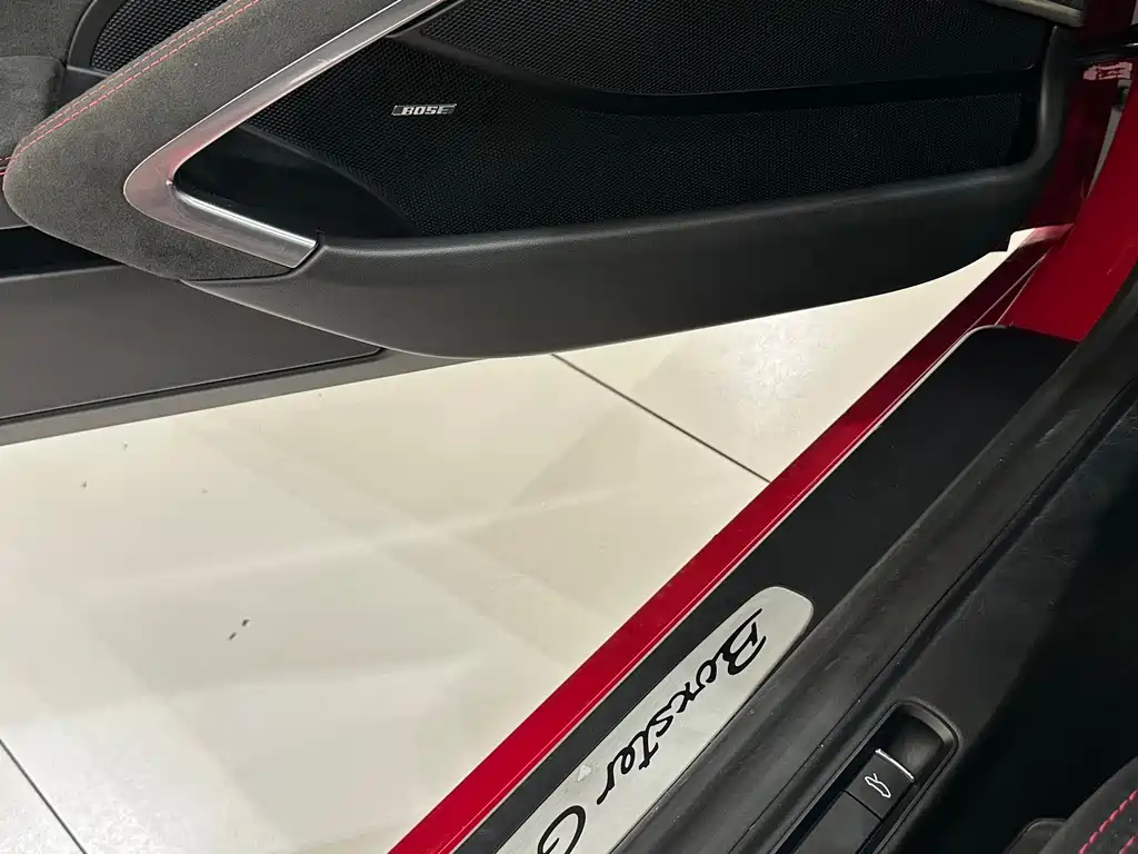 Porsche Boxster 2016 — фото 10