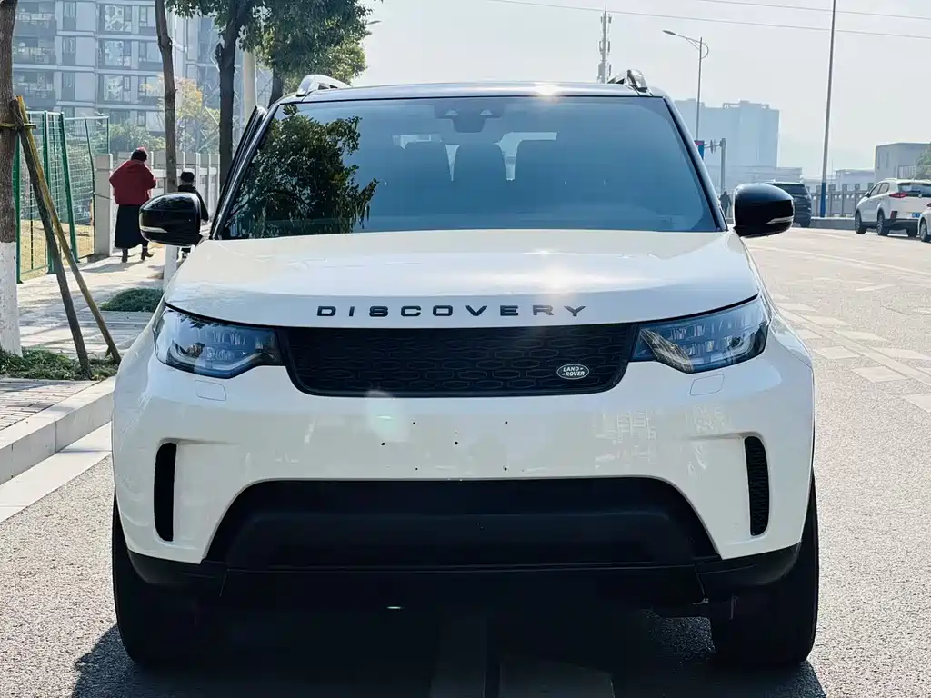 Land Rover Discovery 2019 — фото 2
