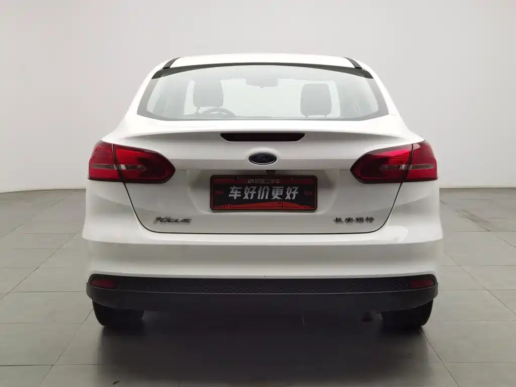 Ford Focus 2016 — фото 4