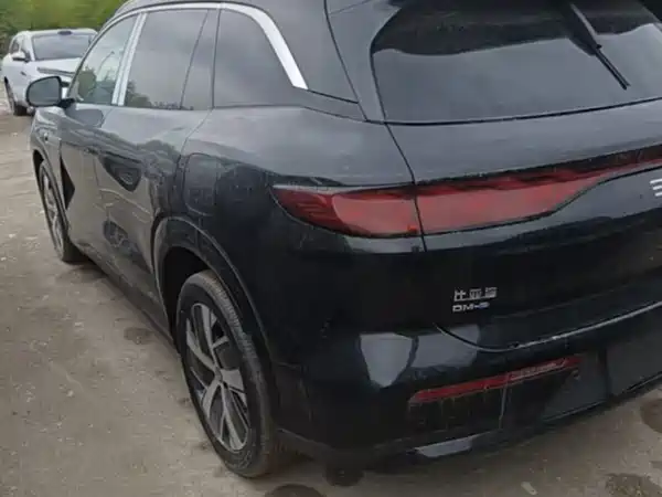 BYD Tang L 2026