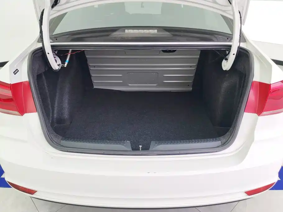 Volkswagen Santana 2019