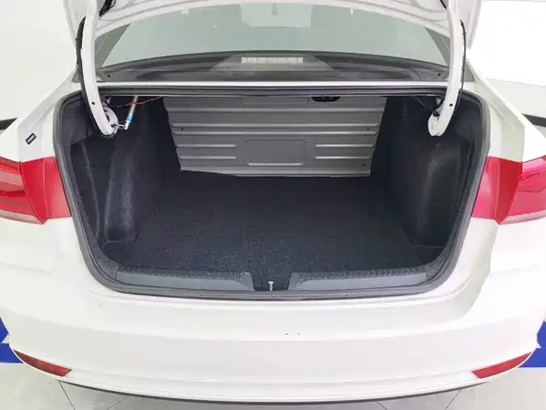 Volkswagen Santana 2019