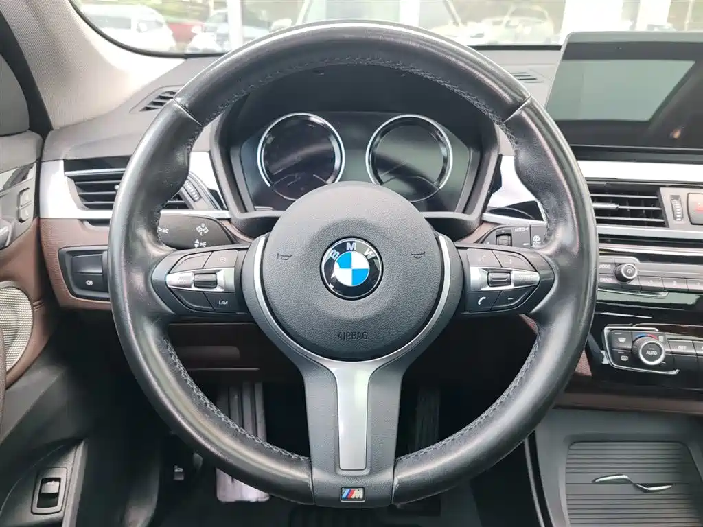 BMW X1 2022 — фото 10