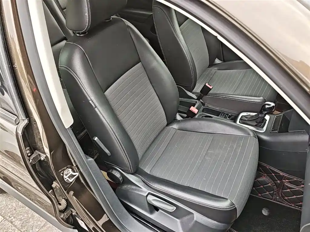 Volkswagen Tiguan 2016 — фото 25