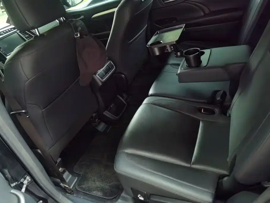 Toyota Highlander 2019 — фото 11