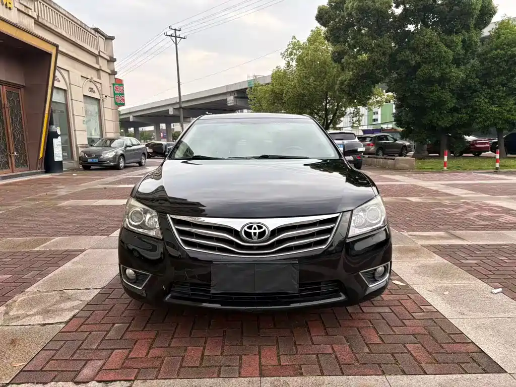 Toyota Camry 2013 — фото 3