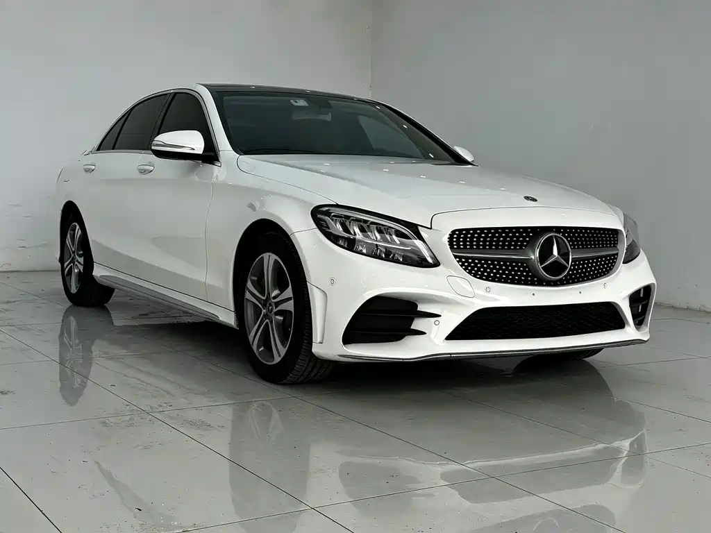 Mercedes-Benz C-Class 2019 — фото 3