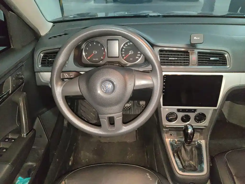 Volkswagen Gran Lavida 2015