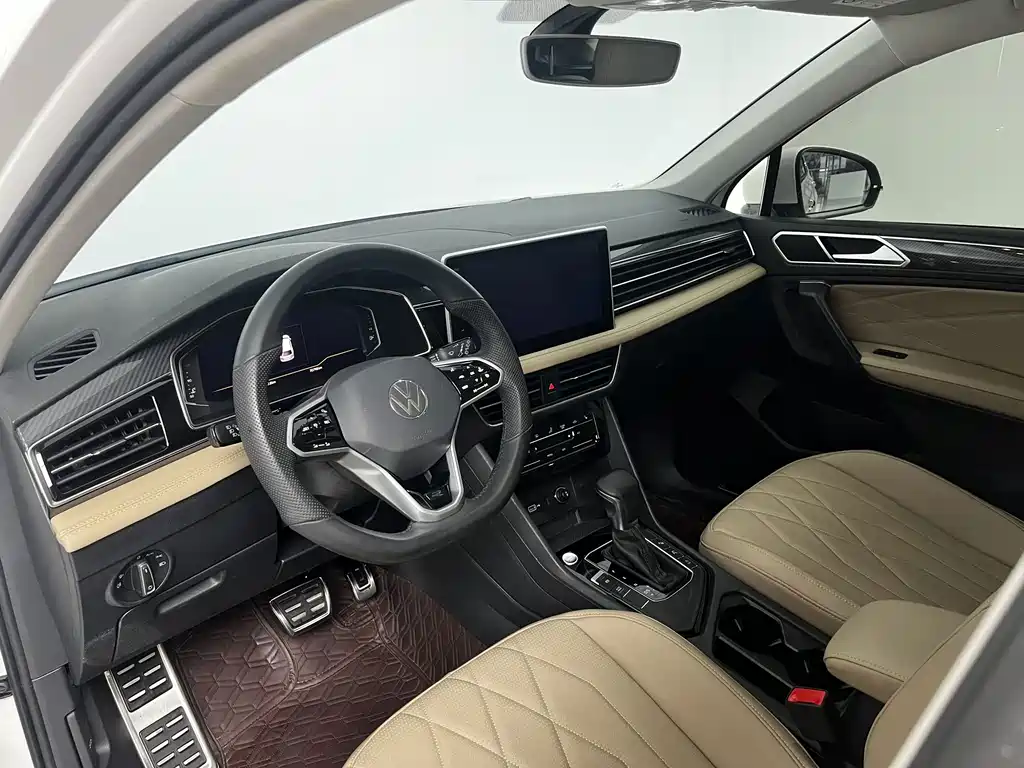 Volkswagen Tiguan L 2021 — фото 10