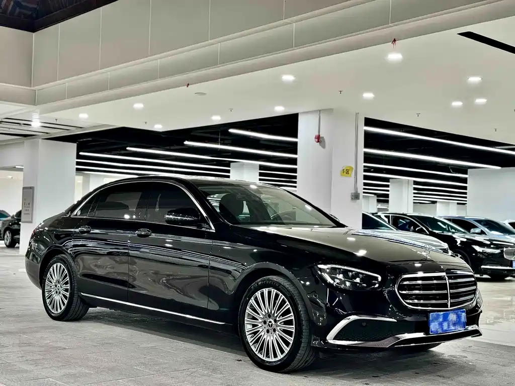 Mercedes-Benz E-Class 2021 — фото 3
