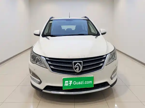 Baojun 560 2015
