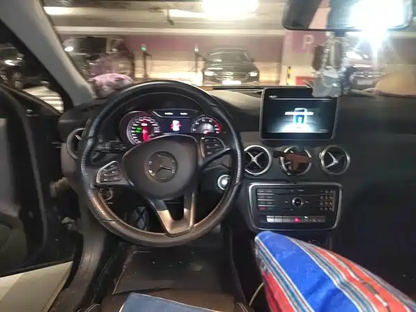 Mercedes-Benz GLA 2017