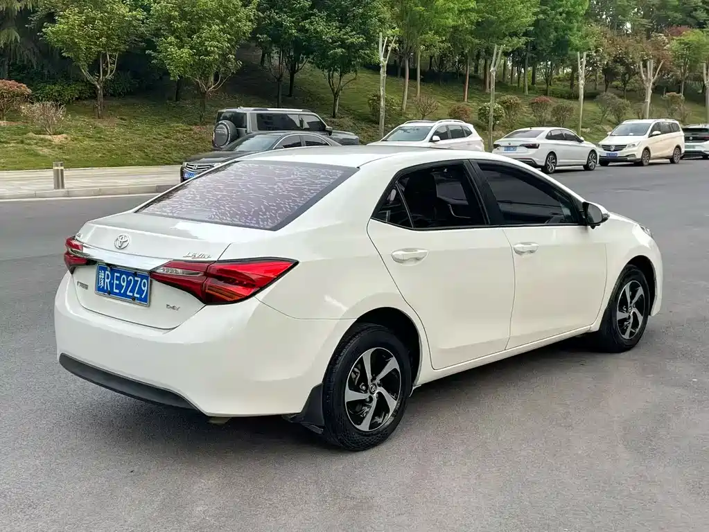 Toyota Levin 2018 — фото 5