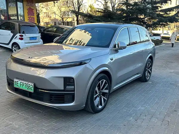 Li Auto L8 2023