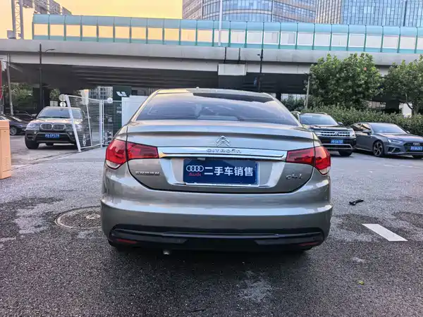 Citroën C4L 2015