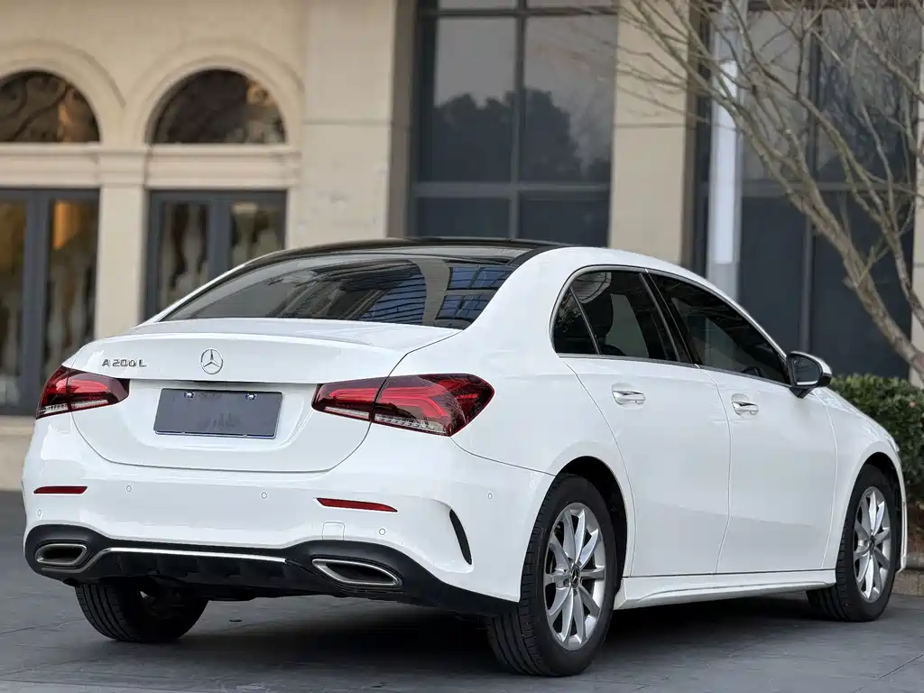 Mercedes-Benz A-Class 2020 — фото 8