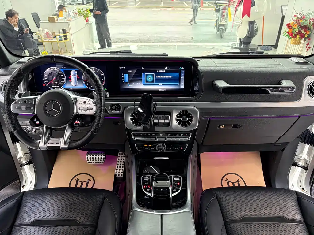 Mercedes-Benz G-Class AMG 2021 — фото 11