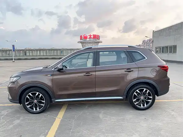 Roewe RX5 2018