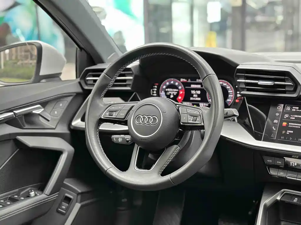 Audi A3 2024 — фото 24