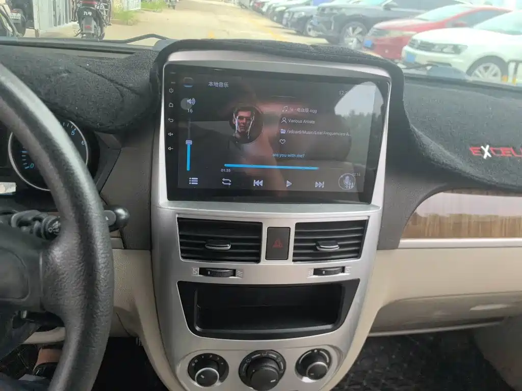 Buick Excelle 2015 — фото 14