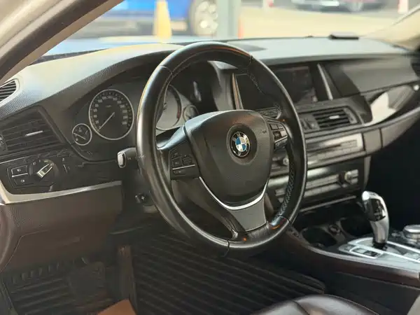 BMW 5 Series 2015