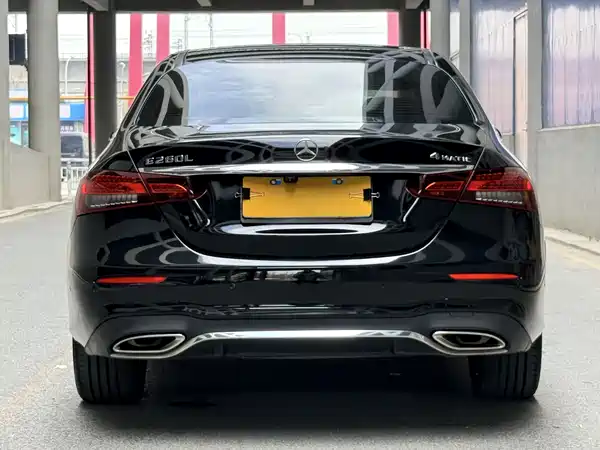 Mercedes-Benz E-Class 2021