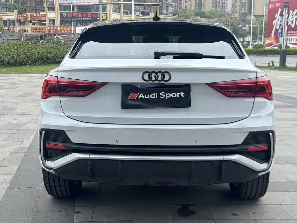 Audi Q3 Sportback 2021 — фото 7