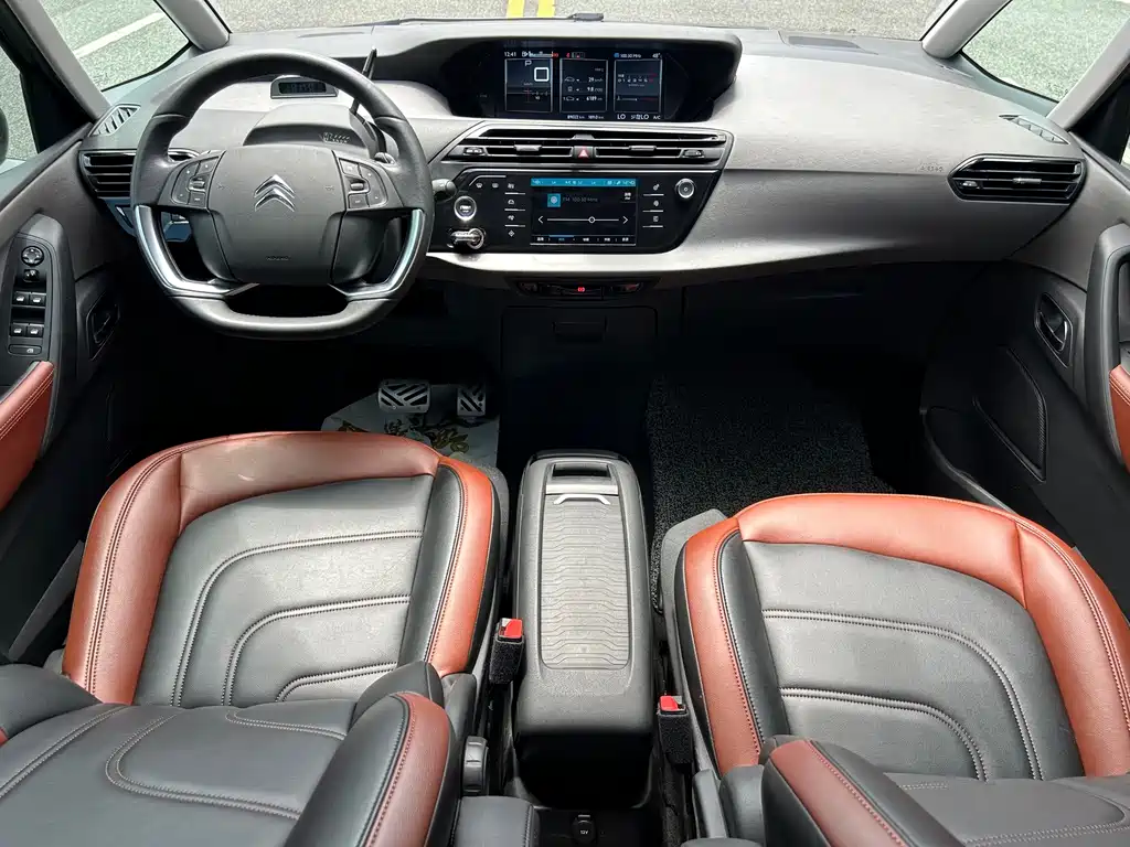 Citroën C4 PICASSO 2017 — фото 13