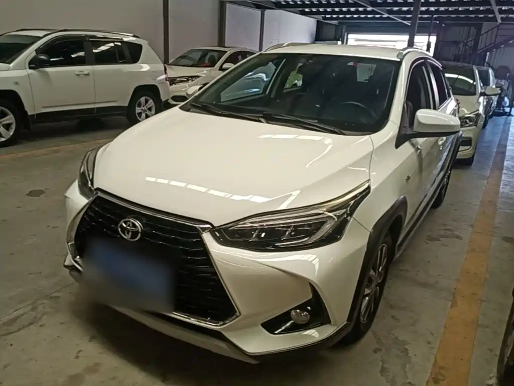Toyota Yaris L 2020