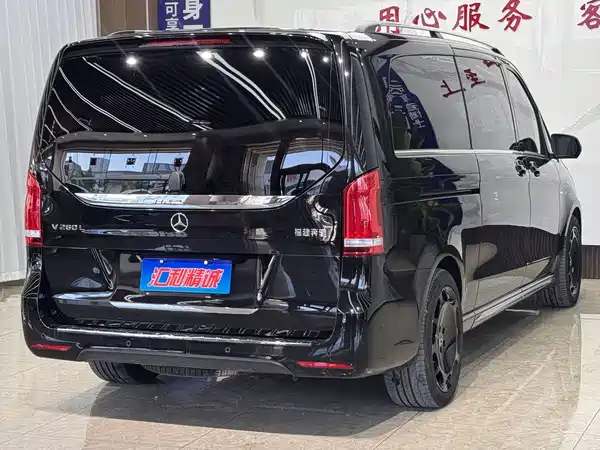 Mercedes-Benz V-Class 2023