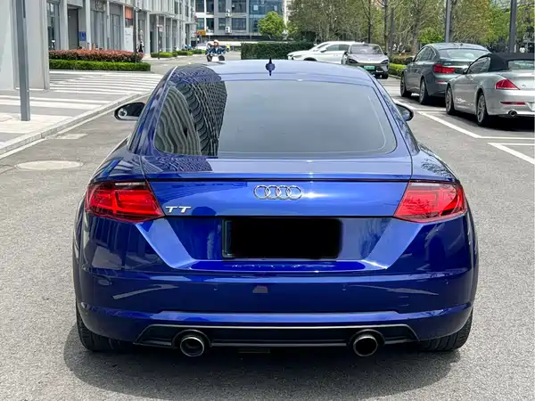 Audi TT 2015