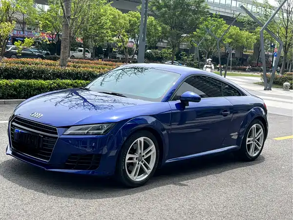 Audi TT 2015