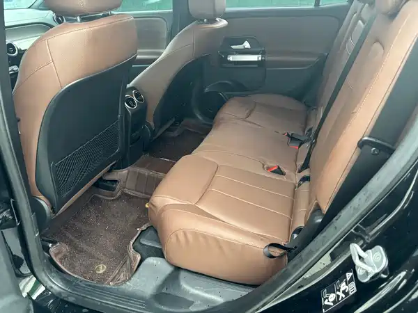 Mercedes-Benz GLB 2024